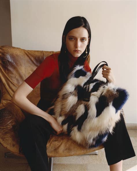 givenchy pelliccia